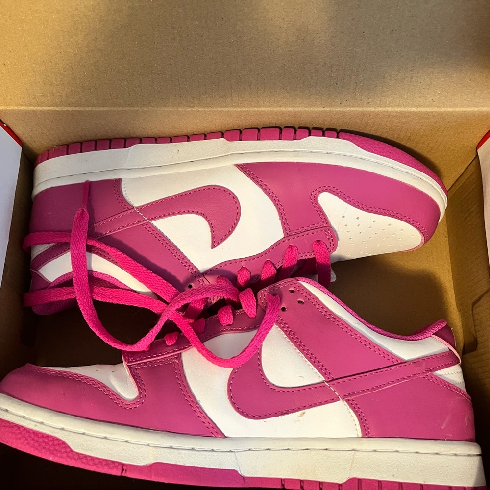 Pink and White Nike Dunks -excellent used condition